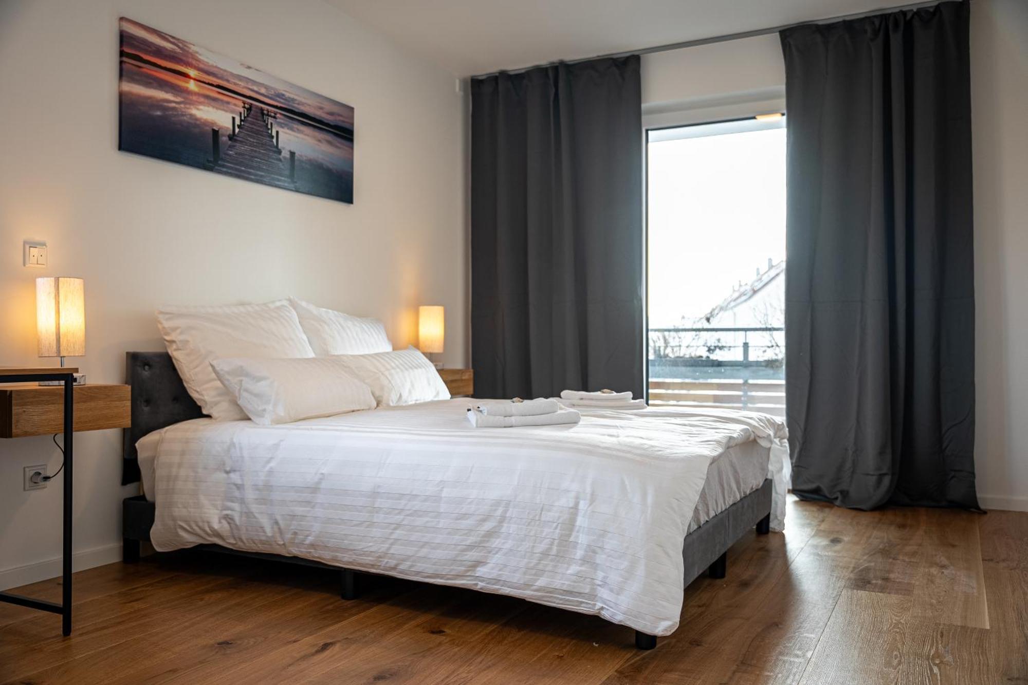 Aparthome Eching Deluxe Near Munich Airport Extérieur photo
